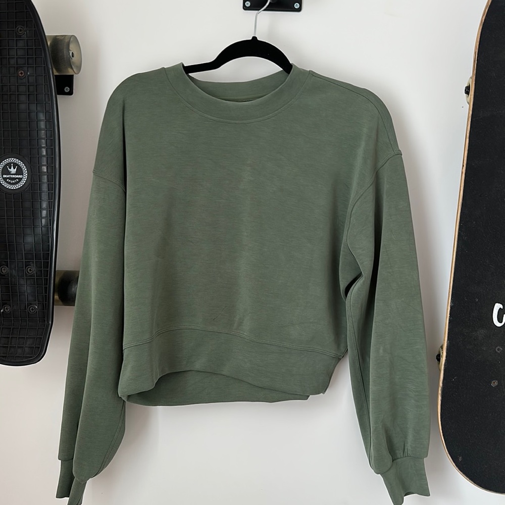 Lululemon softstreme crewneck pullover